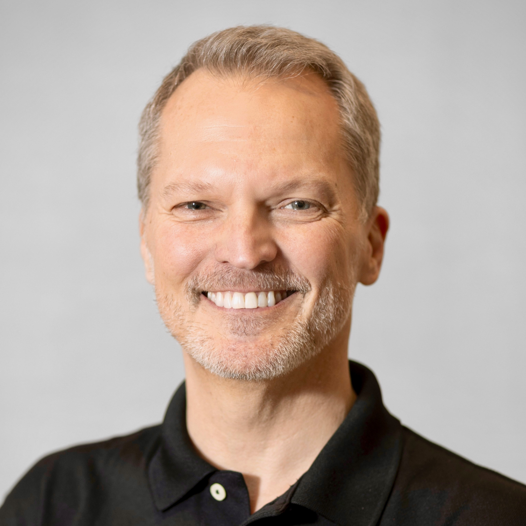 https://esxweb.com/wp-content/uploads/2025/06/Jeremy-Bates-Headshot.png